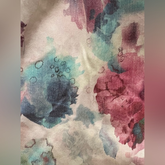 Joe’s Skinny Ankle Jean in Multicolor Floral - Picture 7 of 8